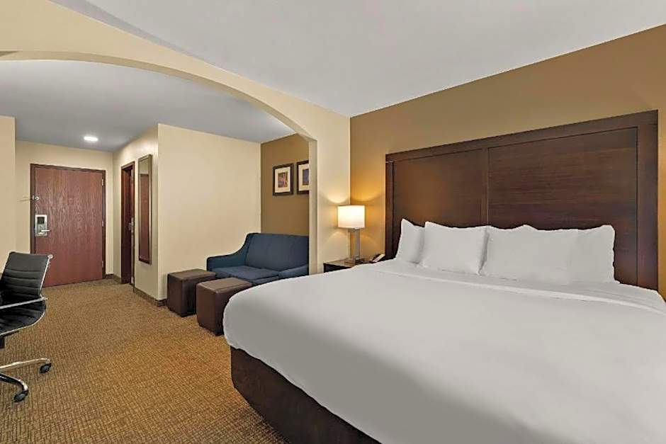 Comfort Inn & Suites Atoka