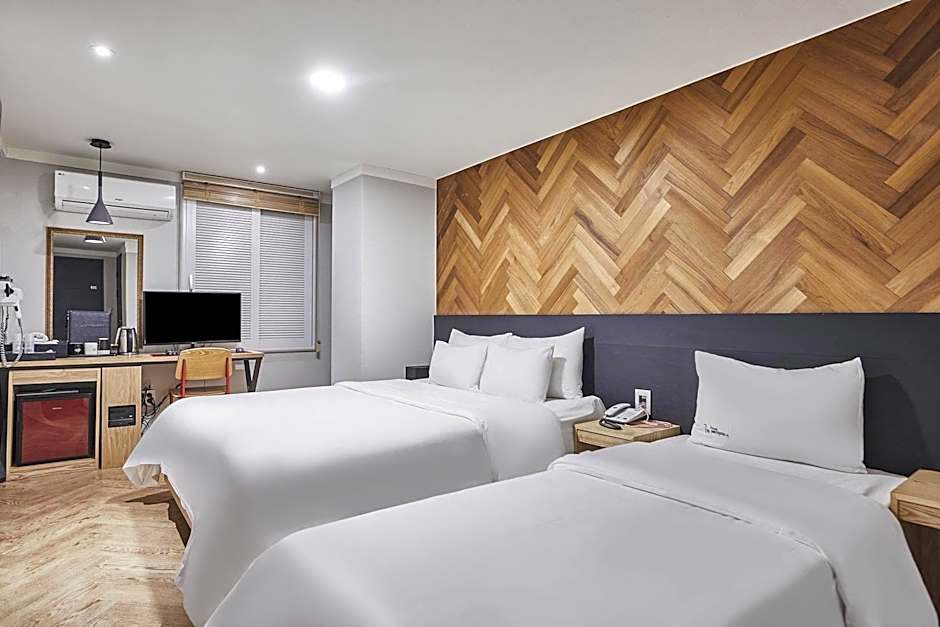 Anyang Premier Hotel XYM