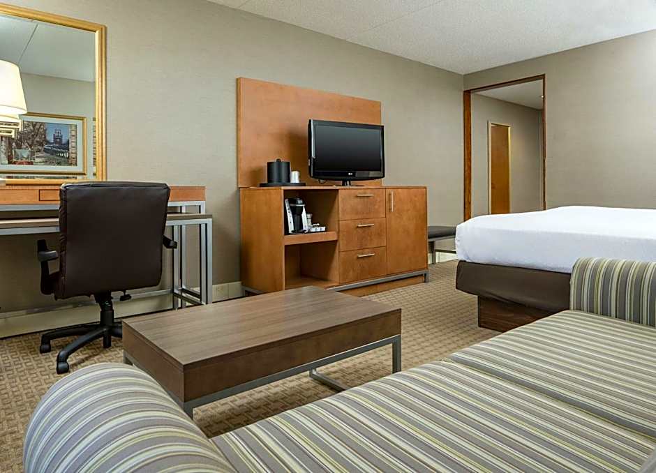 Holiday Inn Manchester Airport By IHG