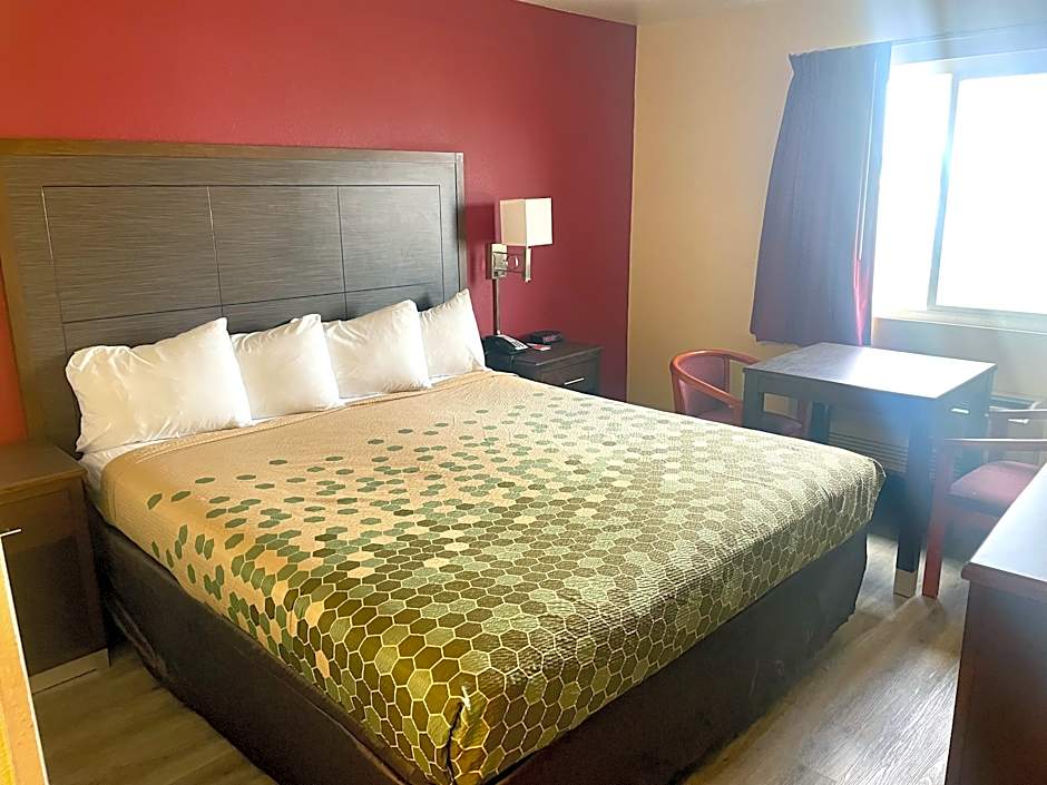 Photo 1 of 1 of 1 King Bed, Accessible
