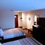 Spring Lake Inn & Suites - Fayetteville