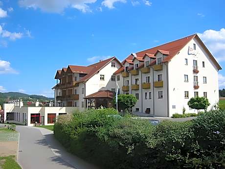 Panorama-Hotel am See