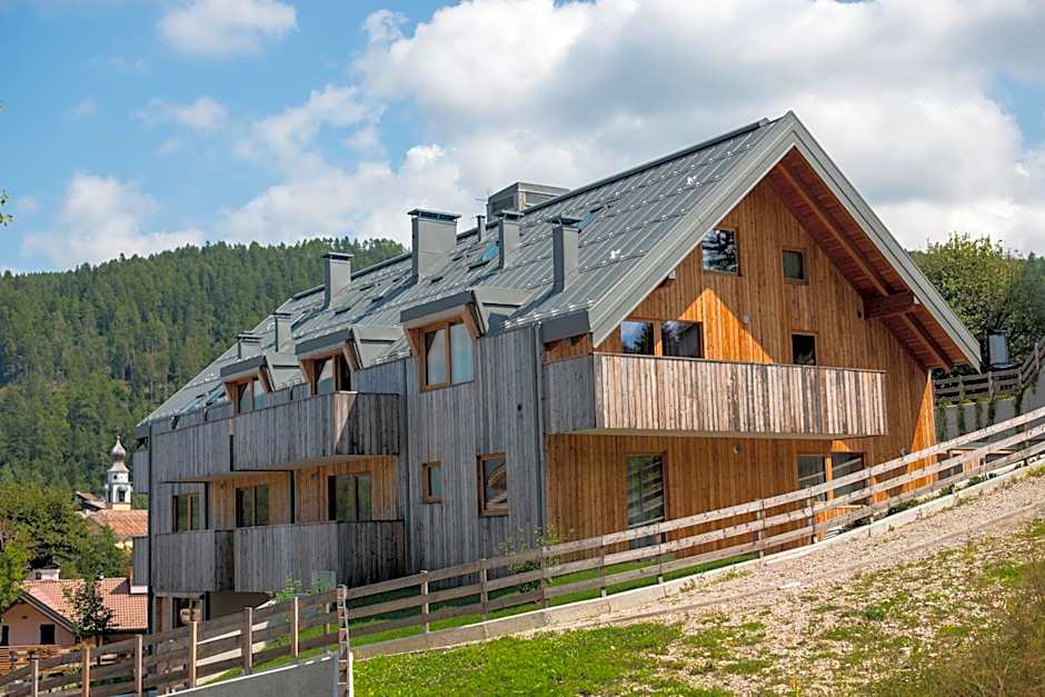 Residence Hotel Casa Alpina Serrada