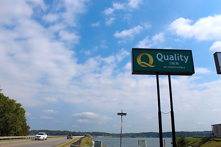 Quality Inn - On The Lake Clarksville-Boydton