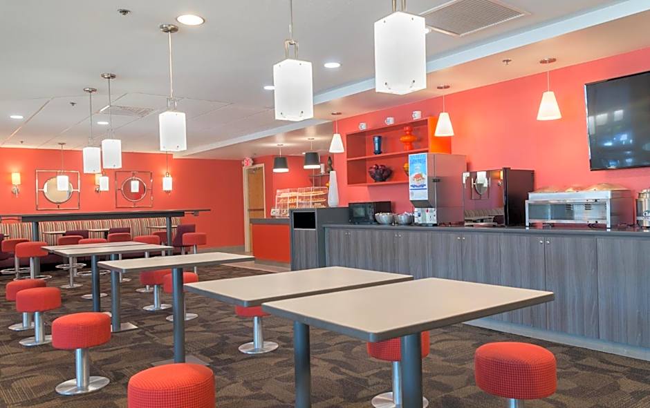 LivINN Hotel Cincinnati / Sharonville Convention Center