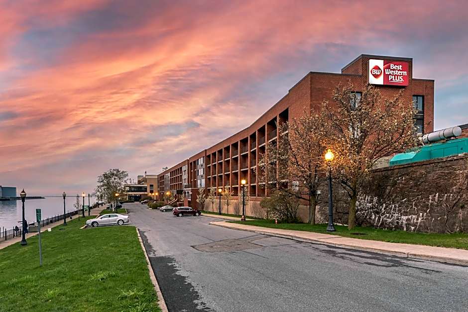 Best Western Plus Captain's Quarters