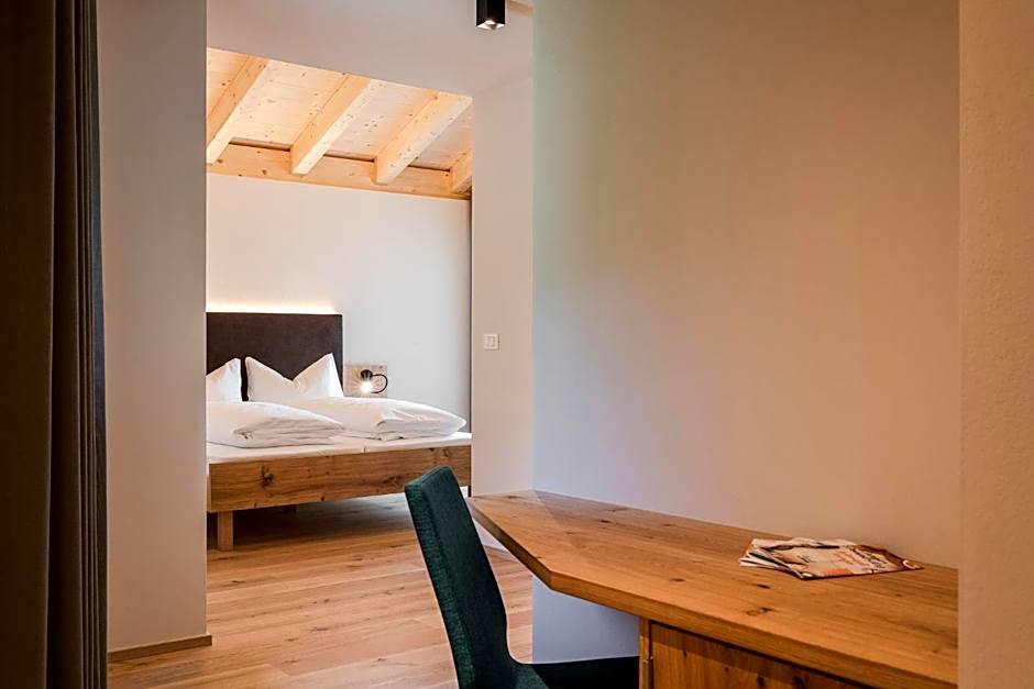 Aparthotel Abiná Lana Höhe