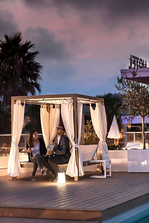 Mercure Villeneuve Loubet Plage