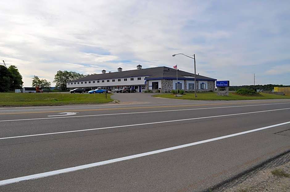 Super 8 by Wyndham Petoskey