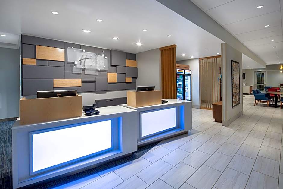 Holiday Inn Express And Suites Chico By IHG