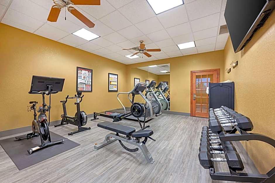 Best Western Plus Mid Nebraska Inn & Suites