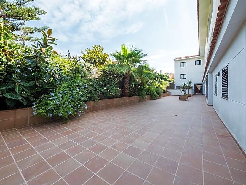 Beatrix 2000 - Caliu Apartments