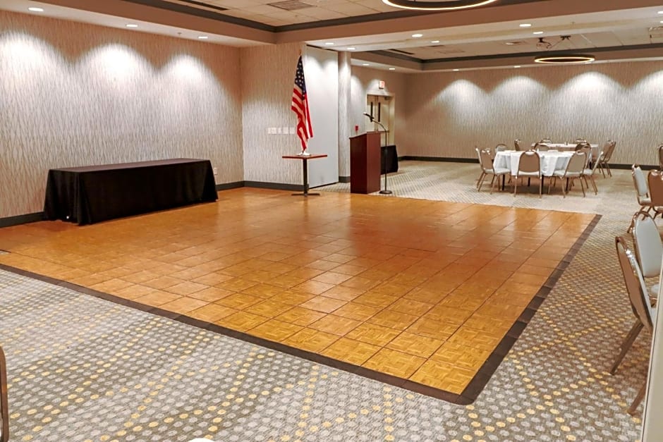 Holiday Inn Quincy By IHG