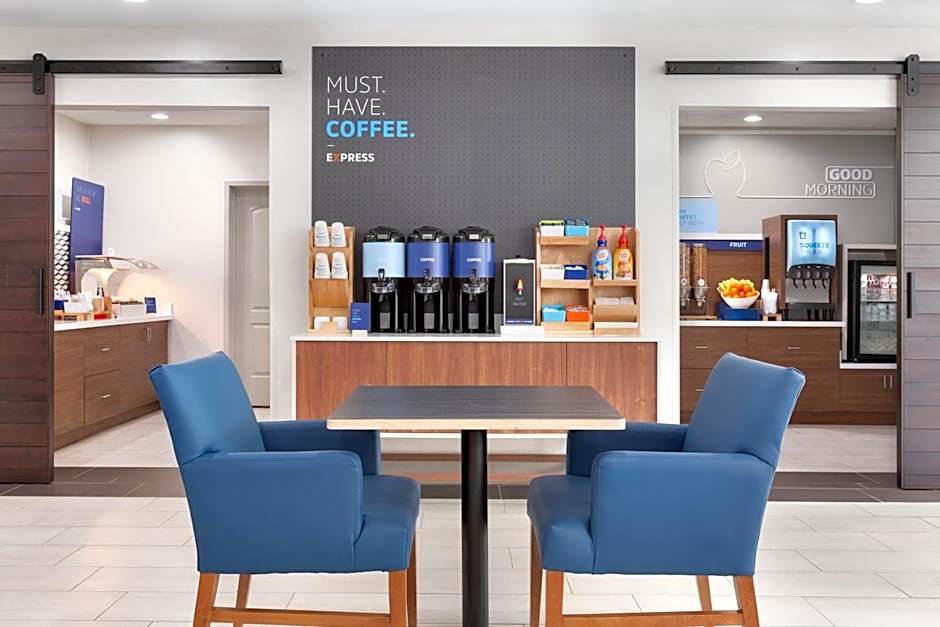 Holiday Inn Express Hotel & Suites Merced By IHG