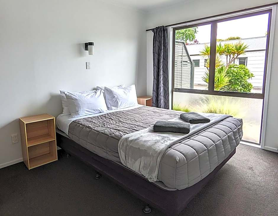 Holdens Bay Holiday Park