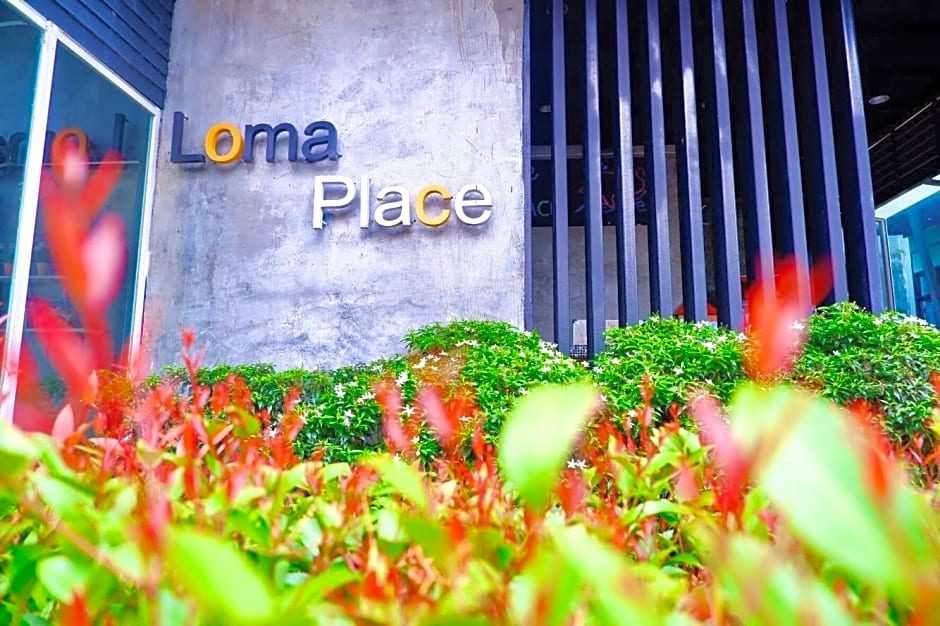 Loma Place Hotel