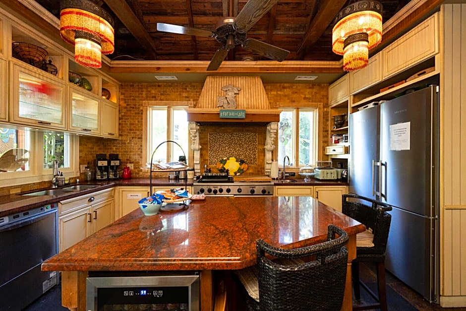 The Mermaid & The Alligator