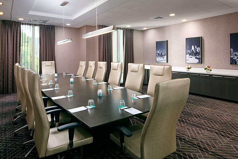 Embassy Suites by Hilton Charlotte Uptown