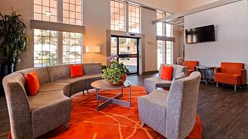 Best Western Plus Colony Inn
