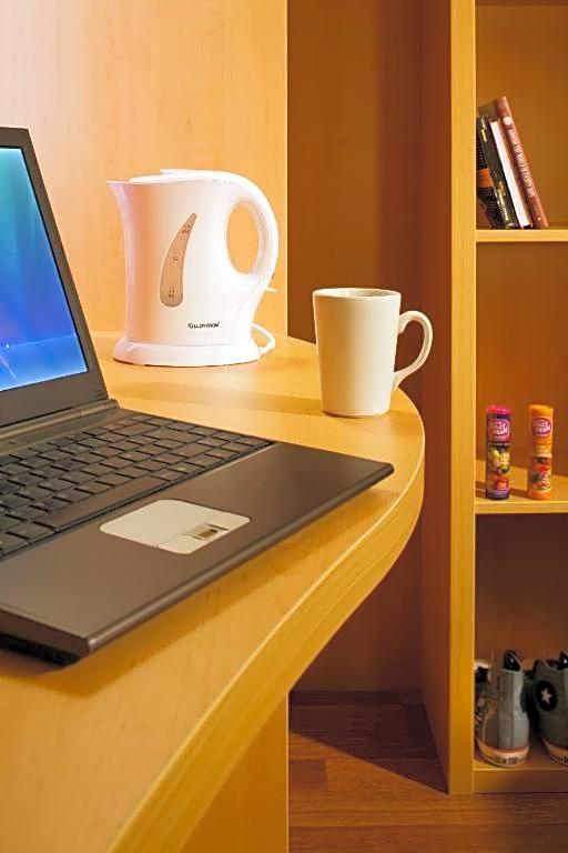 ibis London Luton Airport