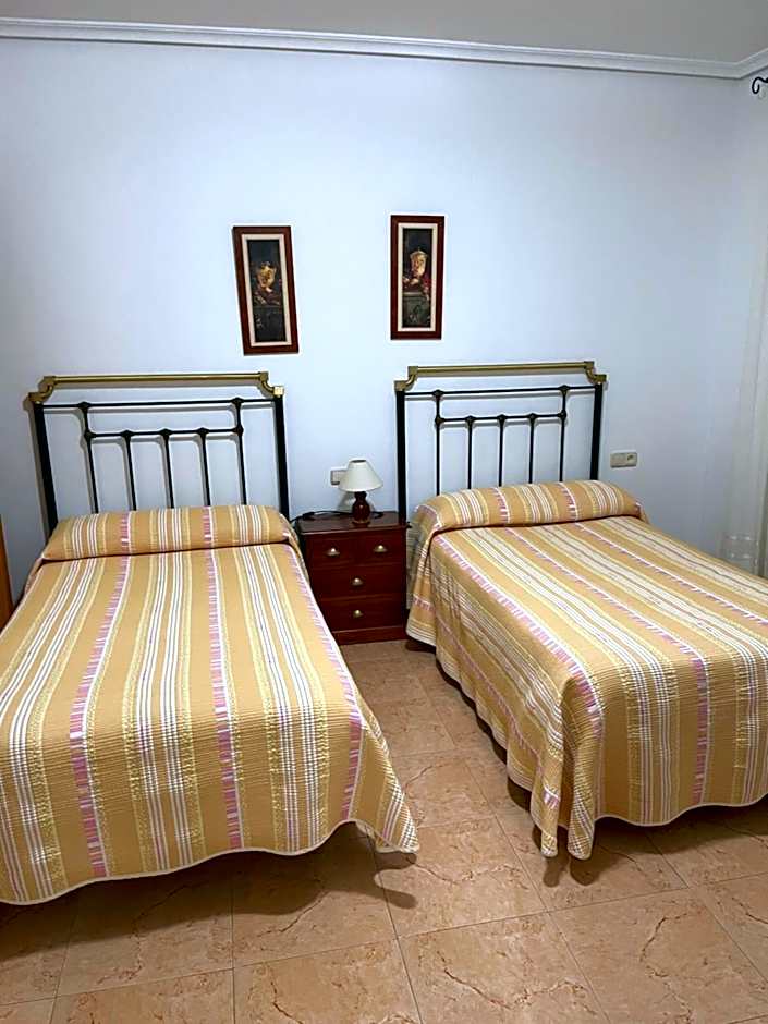 HOTEL MORENO