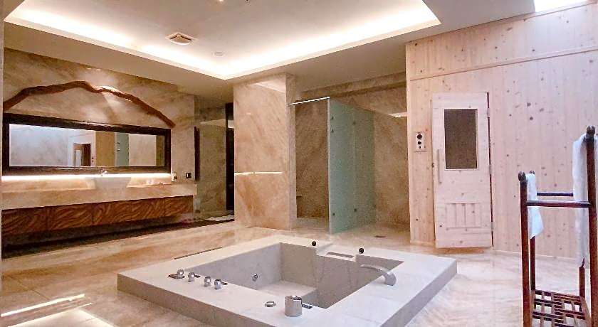 Orient Luxury Villa Motel