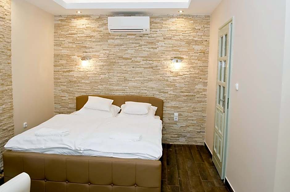 Kemence Csárda és Szálloda