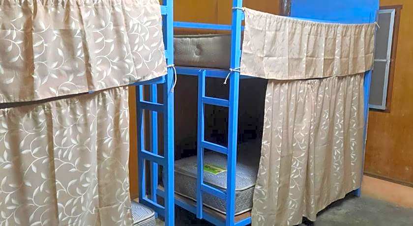 Chill Chill Long Beach Hostel