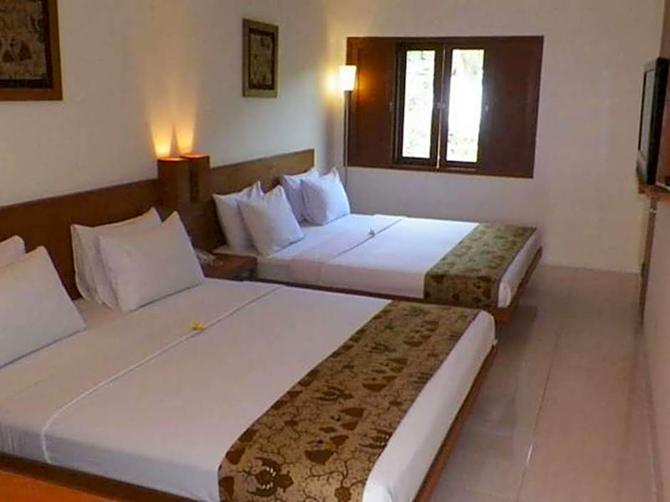 Nyiur Indah Beach Hotel