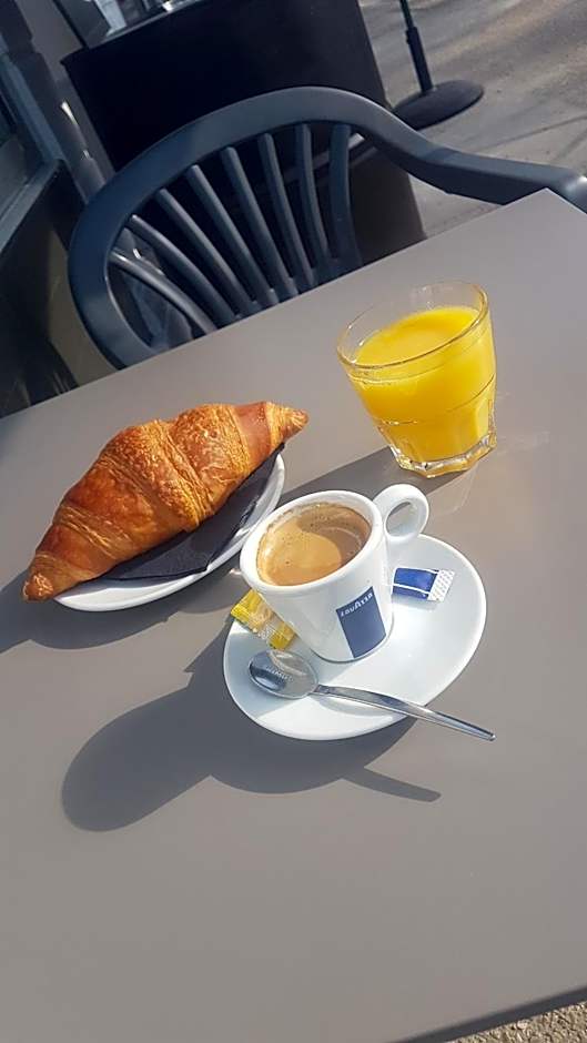 Les 3 Cailloux Bar Restaurant