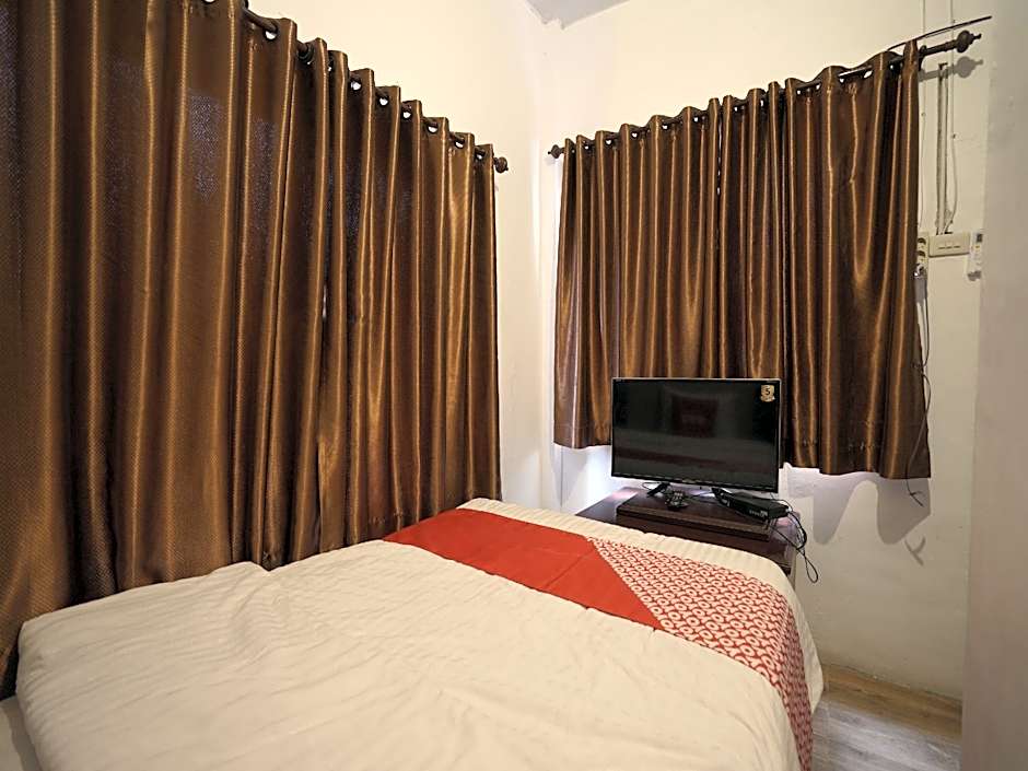 Hotel O Karisma Residence