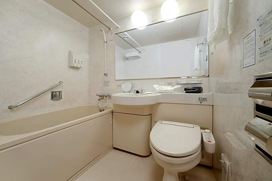 JR-East Hotel Mets Fukushima