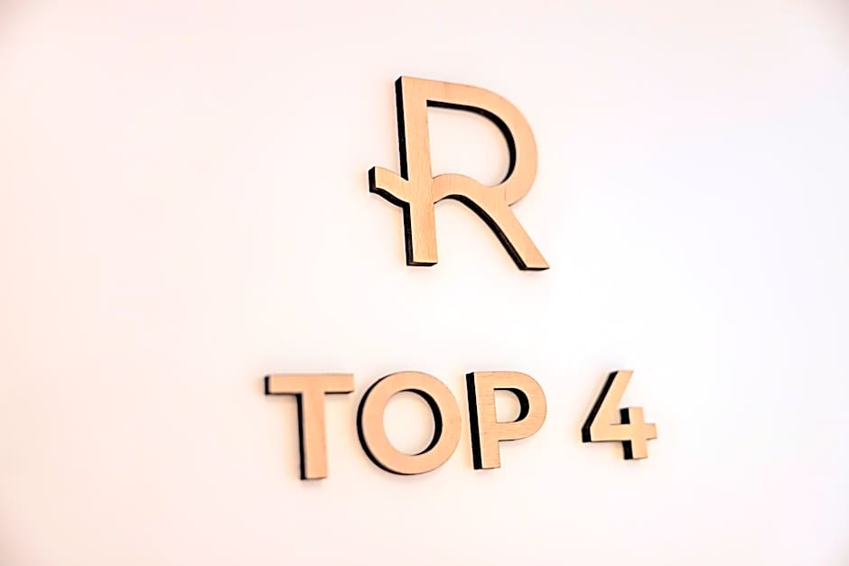 RIVERSIDE RAURIS APARTMENTS