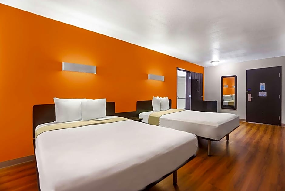 Motel 6-Apache Junction, AZ