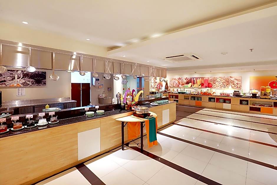 Harris Hotel Seminyak