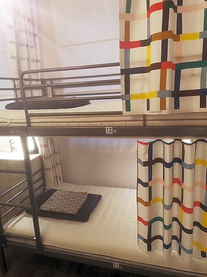 PIJAMA HOUSE - Bike & Bed