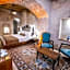 Caldera Cave Hotel