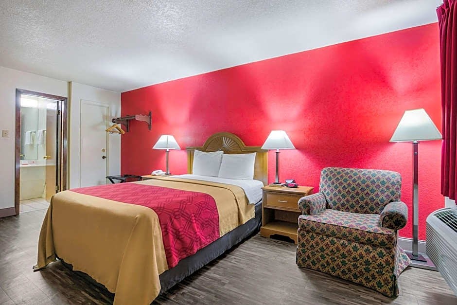 Econo Lodge & Suites Brinkley