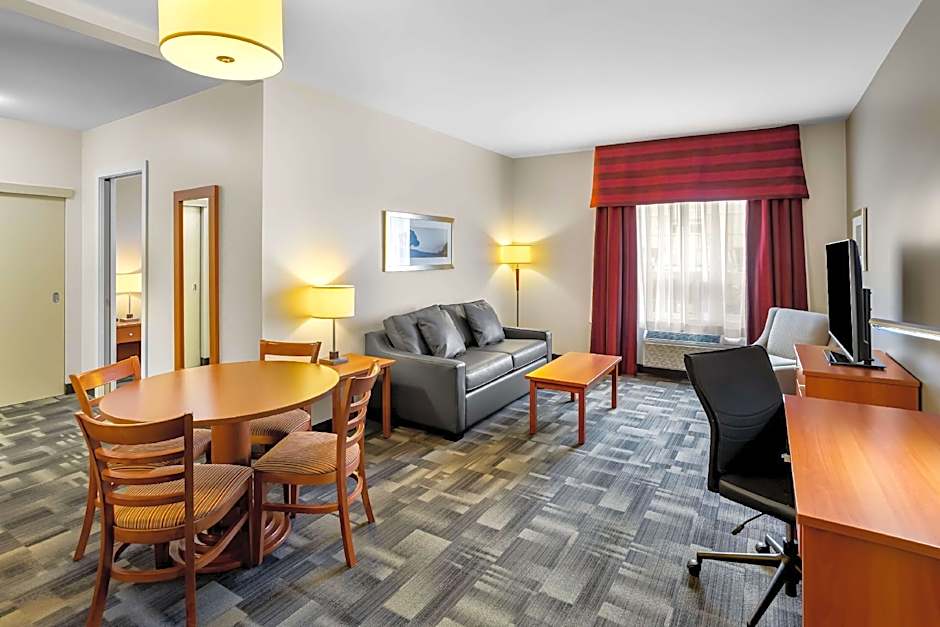 Best Western Thompson Hotel & Suites