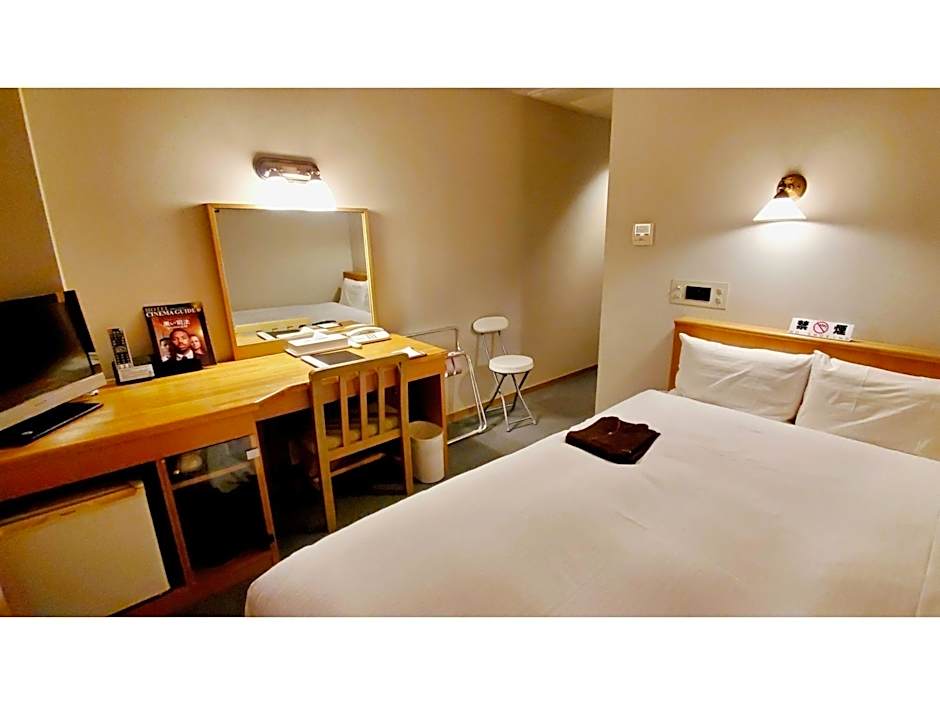 Island Hotel