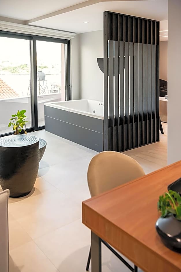 Theta Boutique Hotel