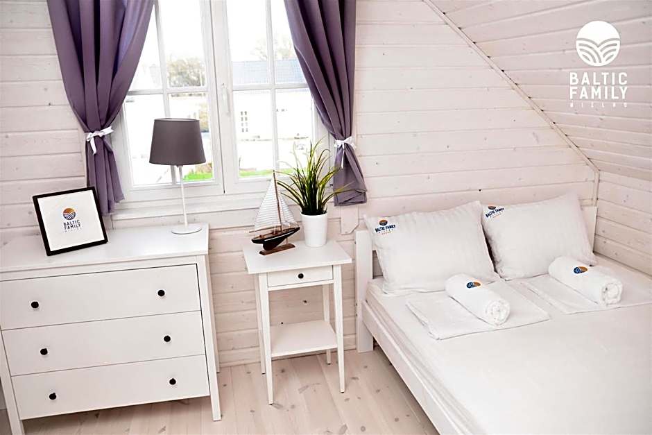 Domki BALTIC FAMILY basen kidsclub rowery