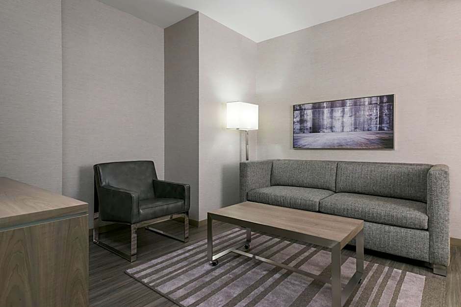 AC Hotel by Marriott Boston North