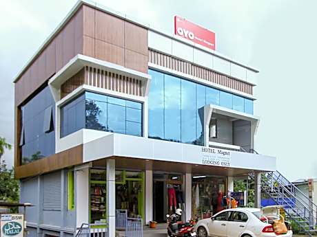 OYO 48165 Hotel Magnet