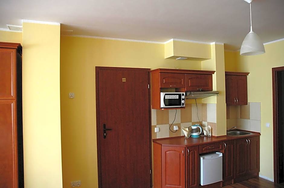 Okulski Grand Rozewie Pokoje i Apartamenty