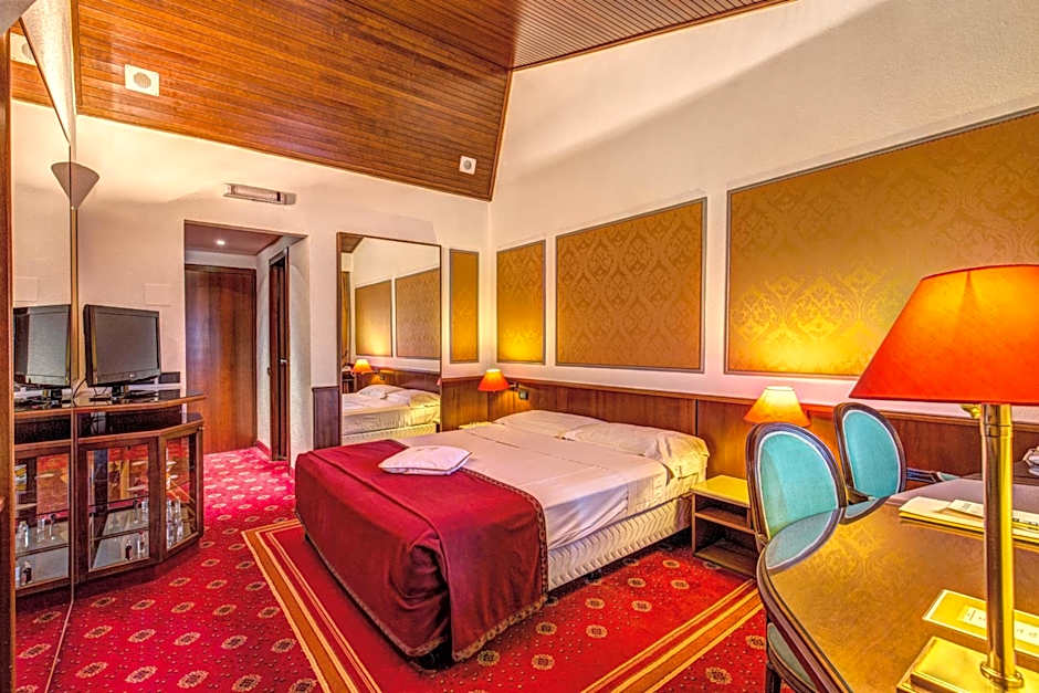 Hotel Motel Regal