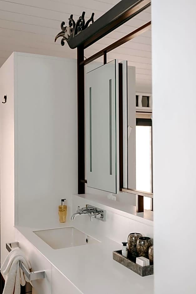 Lesic Dimitri Palace