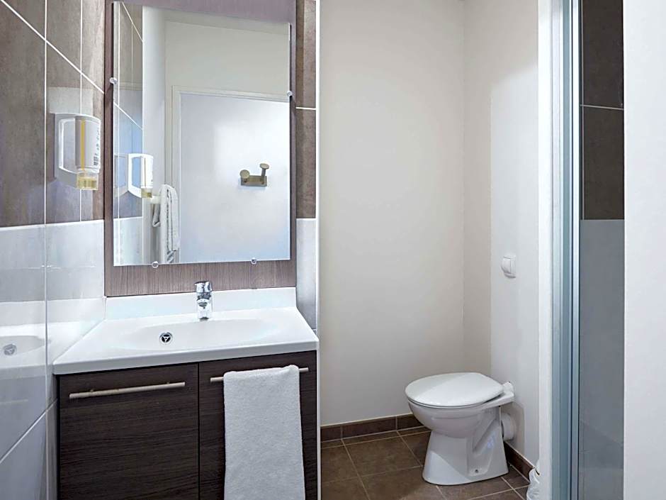 Adagio Access Poitiers Aparthotel