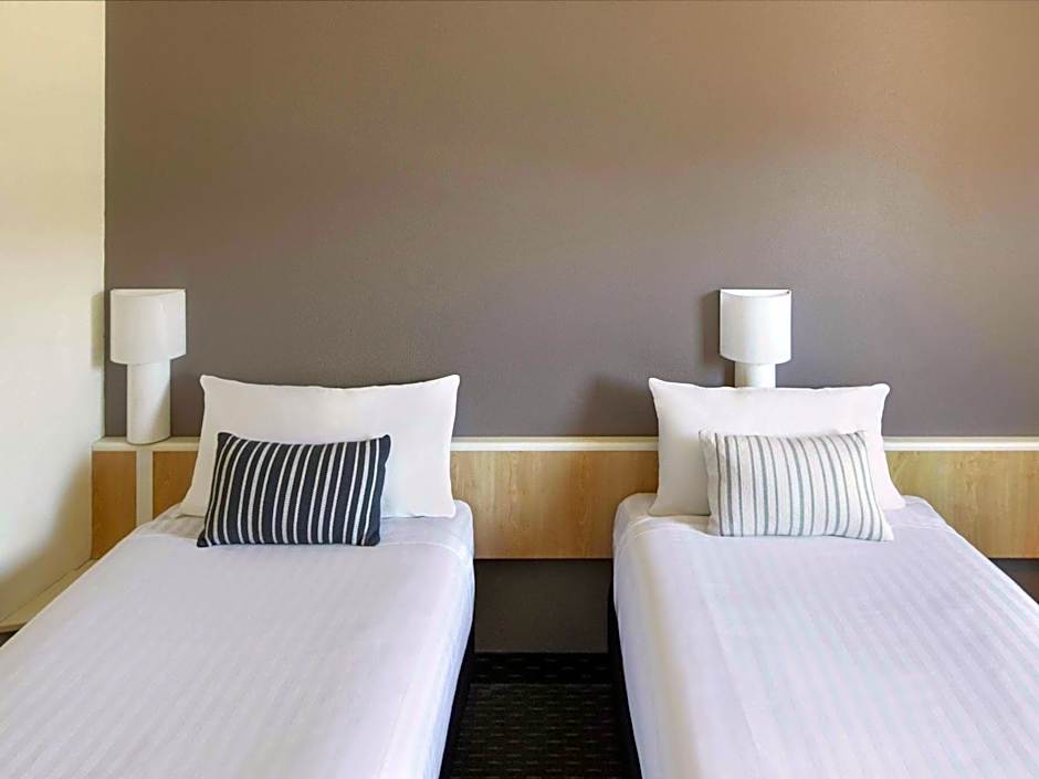 ibis Sydney Thornleigh Hotel