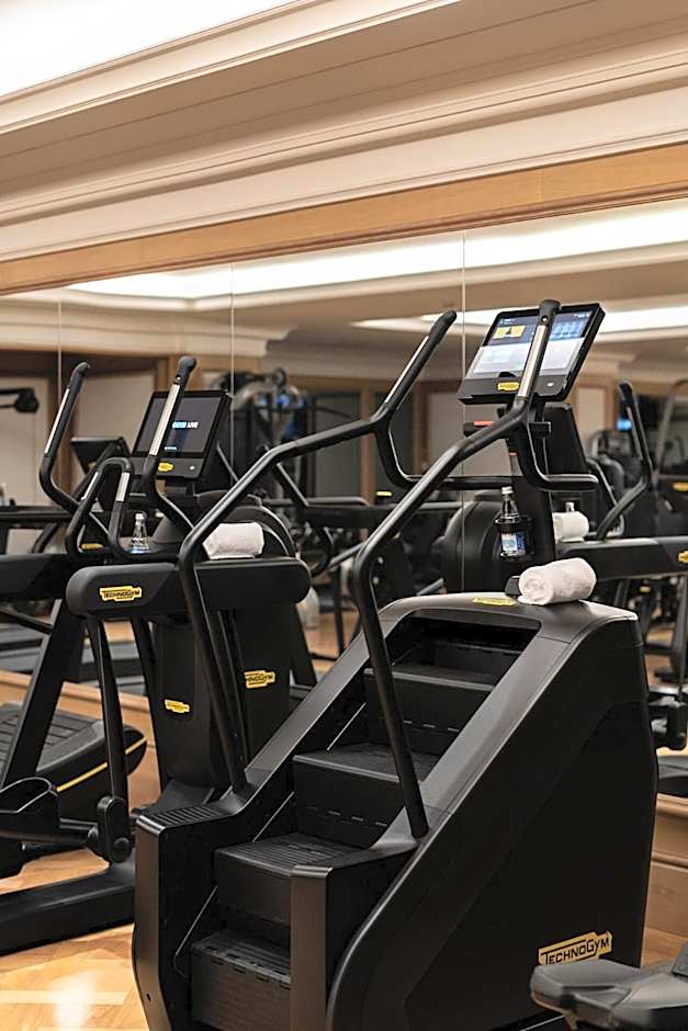 Four Seasons Hotel Baku